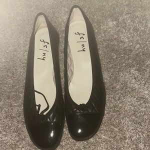 Elegant Black Patent Leather Ballet Flats